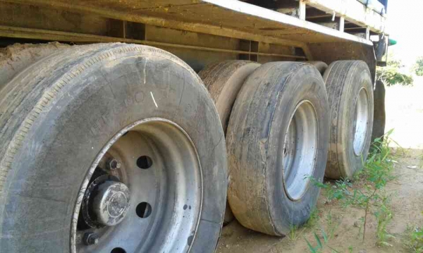 หางคอก3คานไม่ดั้ม ของPANUS หางสวยดี ปี*39 แท้ๆ ยางดอกน้อย ก็พอใช้ได้...