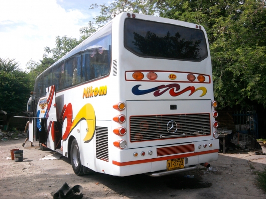 ขายรถบัสแอร์ 6 ล้อ