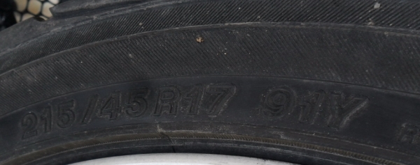 WORK  ขอบ 17 นิ้ว สีขาว 5 รู 114