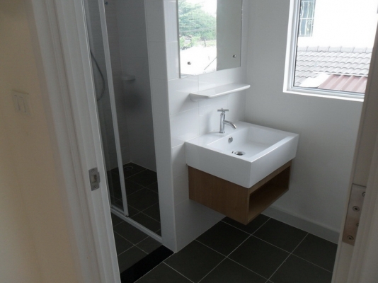 WORK  ขอบ 17 นิ้ว สีขาว 5 รู 114