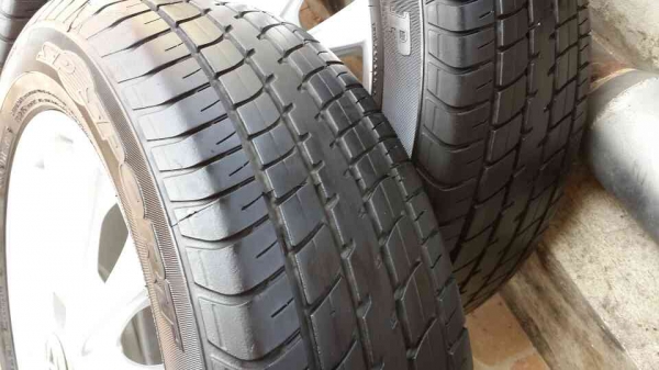 แม็กโตโยต้า วีออส ขอบ15 4รู100 พร้อมยาง 185 60 15 ปี11  มี1ชุด