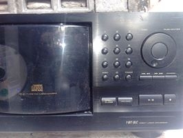 ขายเครื่องเล่นcd pioneer ใส่แผ้นได้301แผ่น