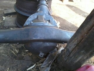 ขายเสื้อเพลาอีซูซุ 4ล้อกลาง พร้อมกระทะ2ใบ ลดราคาด่วน 13,500