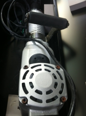 สกัดคอนกรีต RYOBI รุ่น CH-500N 1350W(30mm)รุ่นหนัก 17kg