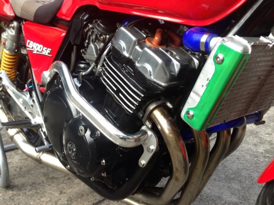 ต้ำพระราม2 ขาย cb400อินวอย สภาพพร้อมใช้งานของแต่งตามรูป จัดส่ง24 ชมทั่วไทยครับ