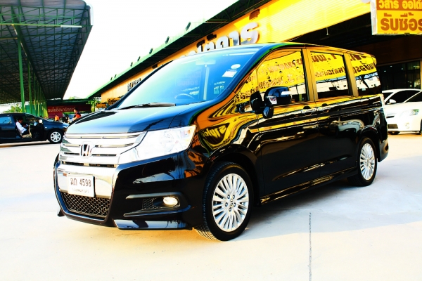 HONDA - STEPWGN - Spada 2.0 ปี 2012 HONDA - STEPWGN - Spada 2.0 ปี 2012