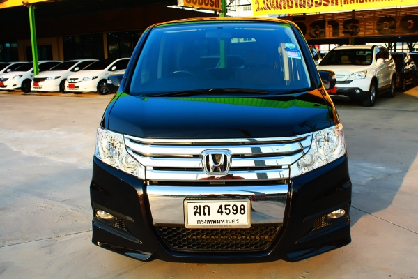 HONDA - STEPWGN - Spada 2.0 ปี 2012 HONDA - STEPWGN - Spada 2.0 ปี 2012