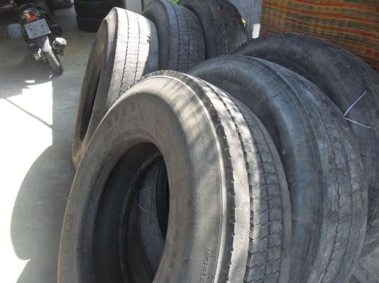 ยาง 11R22.5 สวยๆ เส้นละ 2500 บาท