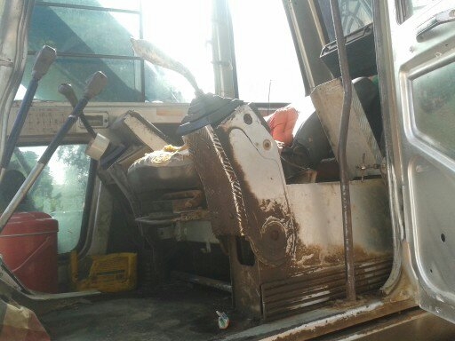 KOBELCO SK200 mak3 บูมอามสวยครับ เอวสวิงแน่นดีครับ ต่อรองใด้ครับ