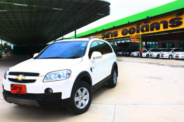 CHEVROLET - CAPTIVA - 2.4 LS AT ปี2010 สีขาว เกียร์อัตโนมัติ เครื่องเบนซิน 2400cc
