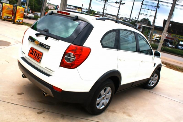 CHEVROLET - CAPTIVA - 2.4 LS AT ปี2010 สีขาว เกียร์อัตโนมัติ เครื่องเบนซิน 2400cc