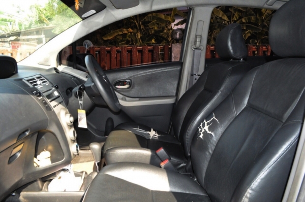 ขายTOYOTA YARIS 1.5 AT ปี 2006(2549) ขายTOYOTA YARIS 1.5 AT ปี 2006(2549)