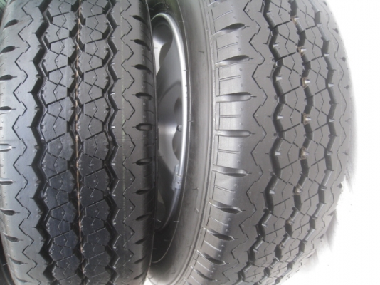 ขายล้อแม็ก Mitsu Triton ป้ายแดง 15"x6" et46 5รู114.3 +ยางยางผลิตสัปดาห์ที่ 30 ปี13  สนใจติดต่อเล็กคลองสามครับ (081-3747940)