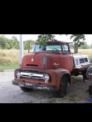 หัวรถ COE Ford ปี 1956 สยามออโตโมทีฟ