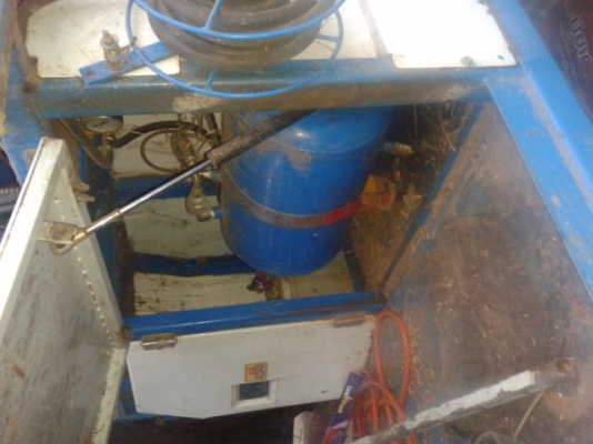 ขายรถเกี่ยวข้าวศักดิ์พัฒนา ขายรถเกี่ยวข้าวศักดิ์พัฒนา