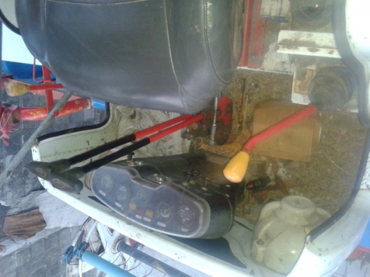 ขายรถเกี่ยวข้าวศักดิ์พัฒนา ขายรถเกี่ยวข้าวศักดิ์พัฒนา