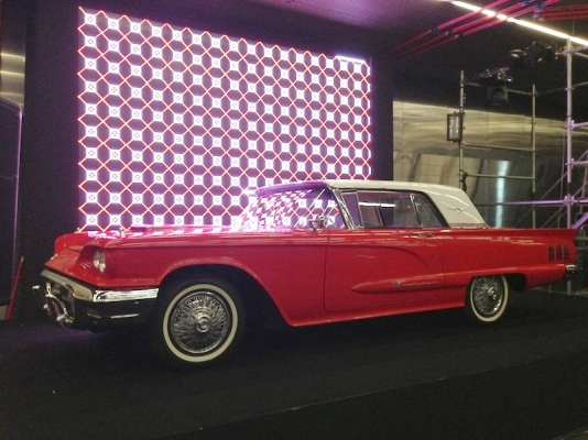 ขาย Ford Thunderbird ปี 1960 สีแดง ขาย Ford Thunderbird ปี 1960 สีแดง
