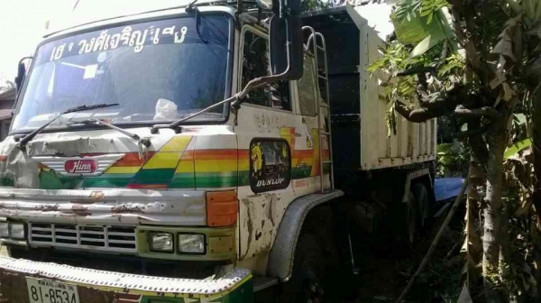 ขาย10ล้อ1เพลา HINO F18 ดั้ม เครื่อง185 เดิม เกียร์เดิม ครับ