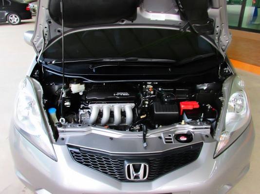 HONDA - JAZZ - i-VTEC 1.5 AT ปี2009 HONDA - JAZZ - i-VTEC 1.5 AT ปี2009