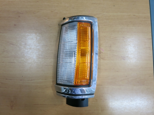 ไฟเลี้ยวมุม มิตซูบิชิ ไซโคลน CYCLONE ข้างซ้าย โครเมียมตัดดำ แท้ห้าง ขายถูกๆครับ