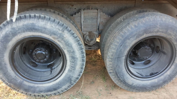 ***ขายแล้วครับขอบคุณ Truck2hand าย10ล้อพื้นเรียบ พ่วง แม่+ลูก HINO KT925 เพลาเดียว วางเครื่องHO6C Turbo วางหัวF17(ลงเล่มครบ) เครื่องแน่น แรงดี ช่วงล่างคัสซีดีไม่ปะไม่ดาม พื้นเรียบตกเหล็กพื้นเหล็กสภาพดีไม่ผุ ยางดี10เส้น หัวเก๋งดีไม่ผุ คอนโซลครบ เบรคลม ลูก