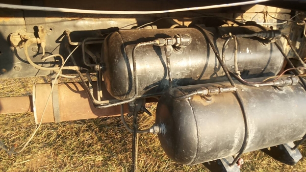 ***ขายแล้วครับขอบคุณ Truck2hand าย10ล้อพื้นเรียบ พ่วง แม่+ลูก HINO KT925 เพลาเดียว วางเครื่องHO6C Turbo วางหัวF17(ลงเล่มครบ) เครื่องแน่น แรงดี ช่วงล่างคัสซีดีไม่ปะไม่ดาม พื้นเรียบตกเหล็กพื้นเหล็กสภาพดีไม่ผุ ยางดี10เส้น หัวเก๋งดีไม่ผุ คอนโซลครบ เบรคลม ลูก