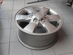 ล้อแมก Isuzu Hilander 4 วง 3900.-
