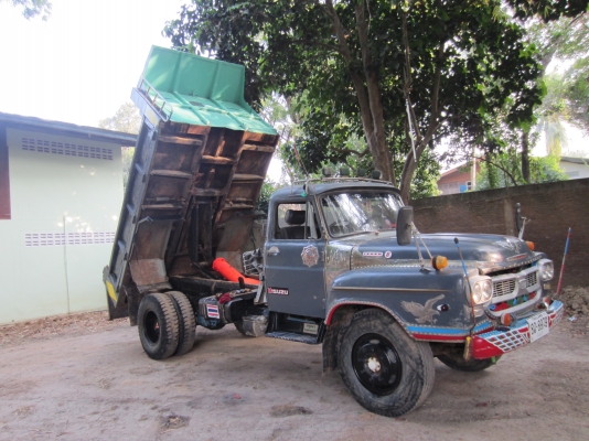 หกล้อหัวยาว TX แท้ คัซชีดีไม่มีแตกหัก เครื่อง 6BD1 165 แรงเกียร์ร๊อก 6เกียร์เดินหน้า1 เกียร์ถอย คานท้ายฟูโซ่ 6 40 ยาง\% ใหม่4เส้น พึงเปลียนมา พวงมาลัยร๊อกเพาเวอร์ เบาแรง ดั๊มขึ้นลงดี เบรคดี รถใช้งานวิ่งดินอยู่ทุกวัน ภาษีไม่ขาด ทะเบียนพร้อมโอน มีประกันปร หกล้อหัวยาว TX แท้ คัซชีดีไม่มีแตกหัก เครื่อง 6BD1 165 แรงเกียร์ร๊อก 6เกียร์เดินหน้า1 เกียร์ถอย คานท้ายฟูโซ่ 6 40 ยาง\% ใหม่4เส้น พึงเปลียนมา พวงมาลัยร๊อกเพาเวอร์ เบาแรง ดั๊มขึ้นลงดี เบรคดี รถใช้งานวิ่งดินอยู่ทุกวัน ภาษีไม่ขาด ทะเบียนพร้อมโอน มีประกันปร