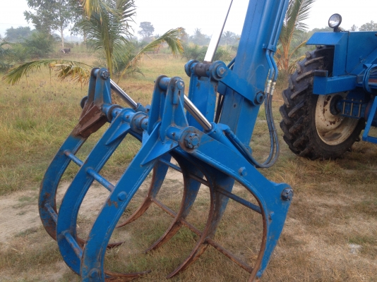 ขายรถแทรกเตอร์ FORD