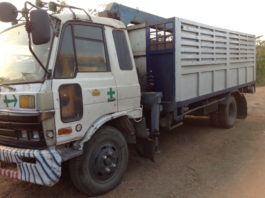 ขาย UD ติดเครน และ isuzu ช่วงยาว ทั้งคู่ 1000000 ด่วนๆ