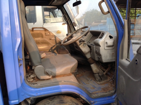 ขาย UD ติดเครน และ isuzu ช่วงยาว ทั้งคู่ 1000000 ด่วนๆ