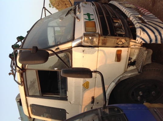 ขาย UD ติดเครน และ isuzu ช่วงยาว ทั้งคู่ 1000000 ด่วนๆ