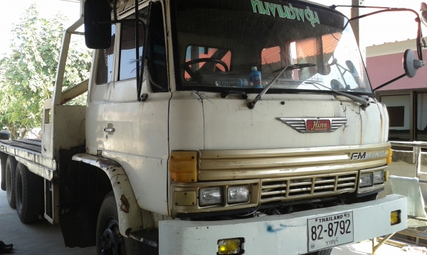 ขายรหางลากเทรนเลอร์  เลขตัวถัง FN215K  เลขเครื่องยนต์ 6D15 ทะเบียนพร้อมโอน