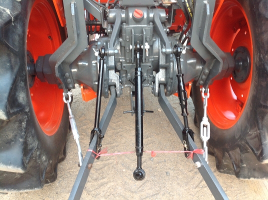 ปัญญาแทรคเตอร์มาแล้ว...จัดมาให้ครับ รีบโดยด่วน.คูโบต้า L4508 พร้อมใบมีดตราช้าง โรตาลี่ตราช้าง เล่มทะเบียนพร้อม จัดส่ง อ.คง จ. นครราชสีมา