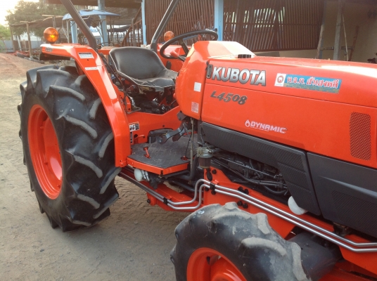 ปัญญาแทรคเตอร์มาแล้ว...จัดมาให้ครับ รีบโดยด่วน.คูโบต้า L4508 พร้อมใบมีดตราช้าง โรตาลี่ตราช้าง เล่มทะเบียนพร้อม จัดส่ง อ.คง จ. นครราชสีมา