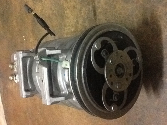 ขายคอมDkS15D 24V ราคาถูก สภาพ99\%