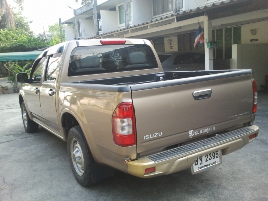 ดีแม็ก  สี่ประตูสวยๆหาอยู่มาดูไม่ผิดหวังมือเดียวป้ายแดงเช็คศูนย์