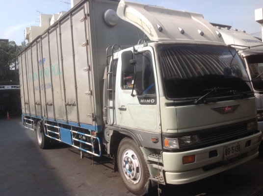 ขายด่วน HINO FF3H PLA 195 แรง ยาว 7.20 ม. ตู้ 10 บาน