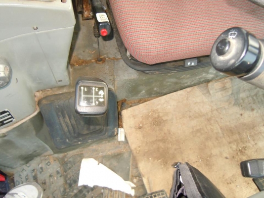 มีใครสนใจ แมสซี่ 2เพลาราคาถูกบ้างใหมครับ แมสซี่รุ่น 6170