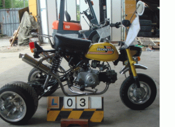 HONDA มะละกอ 3 ล้อ แต่งมาจากยุ่น สวยๆเนียนๆ