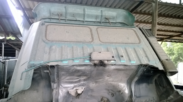 HINO PROFIA  HH341 สิบล้อหัวลาก2เพลา ขายตามสภาพ ไม่มีเครื่อง..ล้อมีครบ เล่มพร้อมภาษีไม่ขาด..หัวสวยมาก.