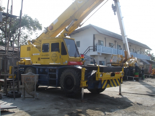 ขายรถเครน KATO KR25H-V   ปี 1995