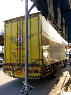 Izuzu FTR 200 แรงม้า ปี49 ยาว5.5 ม Izuzu FTR 200 แรงม้า ปี49 ยาว5.5 ม