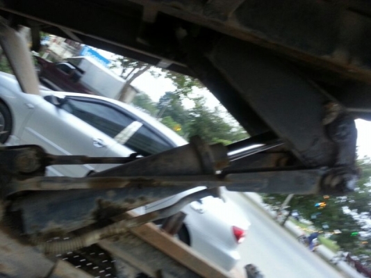 รถอีซูซุ 6 ล้อดั้ม NPR 150 แรงม้า ปี 53  ( ขาย 980,000  บาท. !!  )    ( รถวิ่ง 62,xxx กม. )  สนใจติดต่อ 081 - 6079515