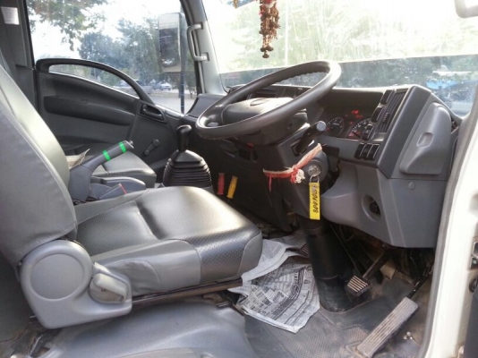 รถอีซูซุ 6 ล้อดั้ม NPR 150 แรงม้า ปี 53  ( ขาย 980,000  บาท. !!  )    ( รถวิ่ง 62,xxx กม. )  สนใจติดต่อ 081 - 6079515