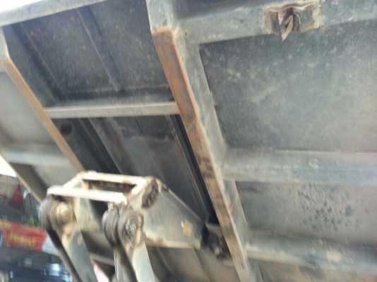 รถอีซูซุ 6 ล้อดั้ม NPR 150 แรงม้า ปี 53  ( ขาย 980,000  บาท. !!  )    ( รถวิ่ง 62,xxx กม. )  สนใจติดต่อ 081 - 6079515