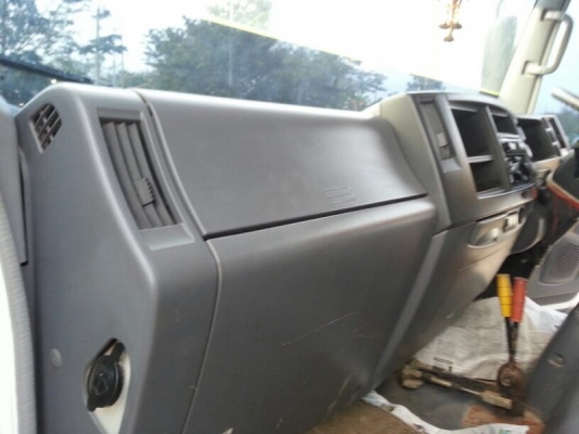 รถอีซูซุ 6 ล้อดั้ม NPR 150 แรงม้า ปี 53  ( ขาย 980,000  บาท. !!  )    ( รถวิ่ง 62,xxx กม. )  สนใจติดต่อ 081 - 6079515