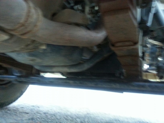 รถอีซูซุ 6 ล้อดั้ม NPR 150 แรงม้า ปี 53  ( ขาย 980,000  บาท. !!  )    ( รถวิ่ง 62,xxx กม. )  สนใจติดต่อ 081 - 6079515