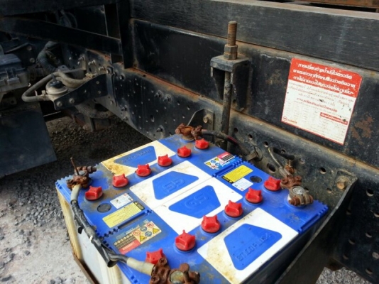 รถอีซูซุ 6 ล้อดั้ม NPR 150 แรงม้า ปี 53  ( ขาย 980,000  บาท. !!  )    ( รถวิ่ง 62,xxx กม. )  สนใจติดต่อ 081 - 6079515