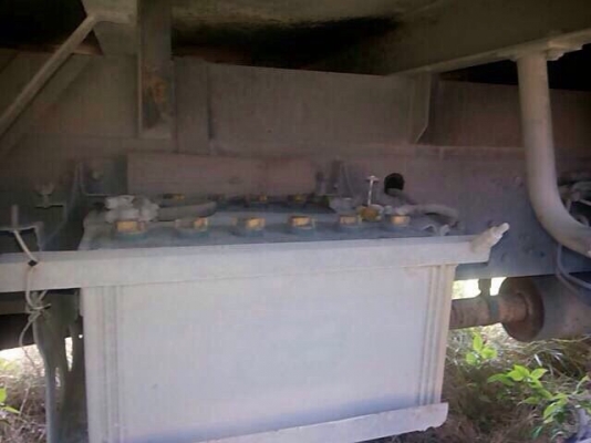 รถฮีโน่ 10 ล้อ รั่ว F17 เปลื่ยนเครื่อง 195 แรงม้า. สนใจติดต่อ 081 - 6079515